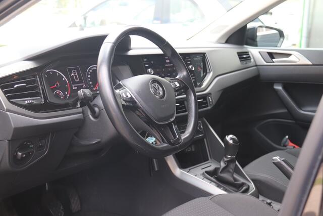 Volkswagen POLO 1.0 MPI Comfortline Clima, Lage km stand