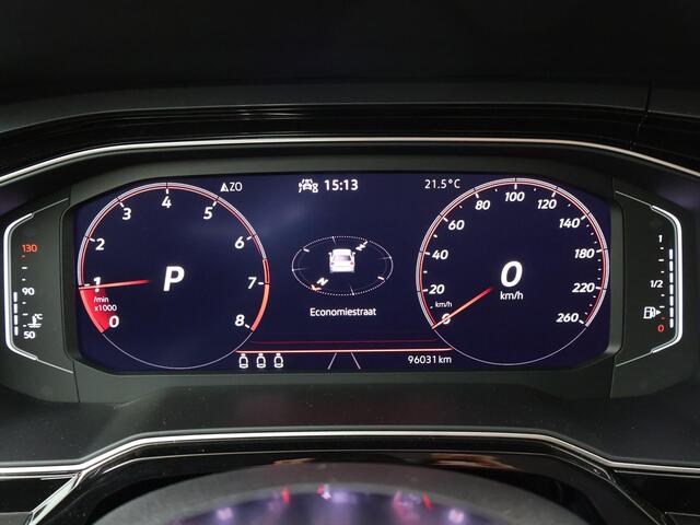 Volkswagen POLO 1.0 TSI Highline Business R | 95 PK | Automaat | Multifunctioneel stuurwiel | Stoelverwarming | Panoramadak |