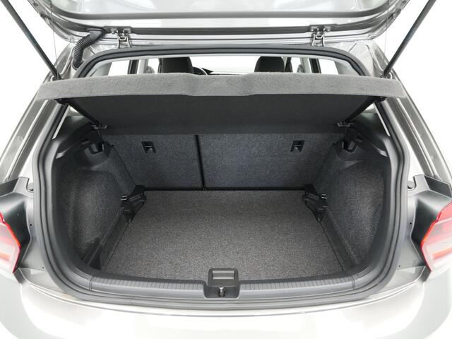 Volkswagen POLO 1.0 TSI 95pk Comfortline Navigatie Pdc Airco Acc 237