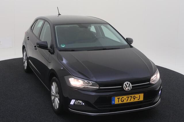 Volkswagen POLO 1.0 TSI 96PK Highline / Navigatie / Climate Control / Parkeersensoren achterzijde / 16'LMV