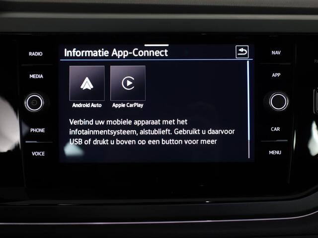 Volkswagen POLO 1.0 TSI R-Line 95 pk Automaat (DSG) | Verlengde garantie | Navigatie via App | Parkeersensoren | Adaptieve cruise control | Matrix LED koplampen | R-Line |