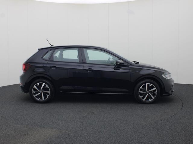 Volkswagen POLO 1.0 Tsi 95pk DSG Life Business · Apple/Android Car Play · Camera · Navigatie · P-Sensoren · Climatronic · 16'' Inch · Stoelverwarming