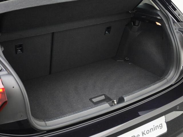 Volkswagen POLO 1.0 Tsi 95pk DSG Life Business · Apple/Android Car Play · Camera · Navigatie · P-Sensoren · Climatronic · 16'' Inch · Stoelverwarming