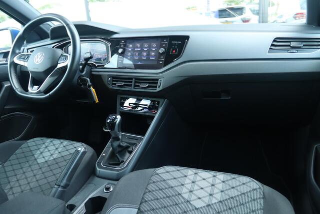 Volkswagen POLO 1.0 TSI R-LINE BUSINESS | VIRT. COCKPIT | MATRIX LED | CAMERA | ACC | CARPLAY