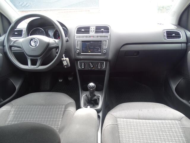 Volkswagen POLO 1.4 TDI Comfortline 5drs, Navigatie, Airco, CruiseControl, Elec ramen, Parkeersensoren