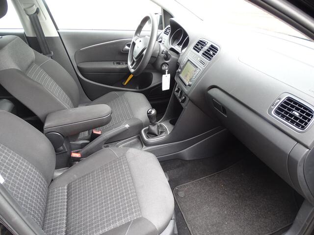 Volkswagen POLO 1.4 TDI Comfortline 5drs, Navigatie, Airco, CruiseControl, Elec ramen