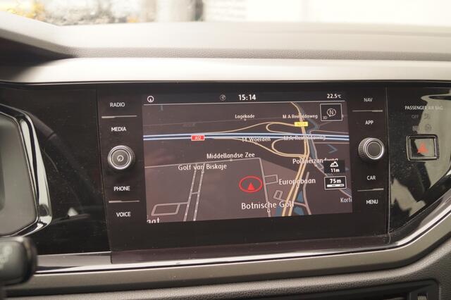 Volkswagen POLO 1.0 TSI Comfortline Executive -NAVI-ACC-DAB-CARPLAY-