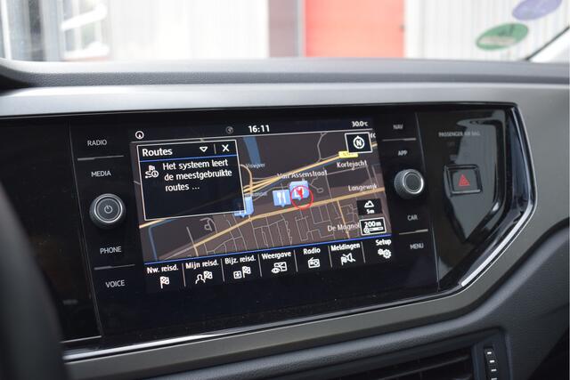 Volkswagen POLO 1.0 TSI Comfortline Adaptive cruise, Navi, 15'' lmv, Carplay