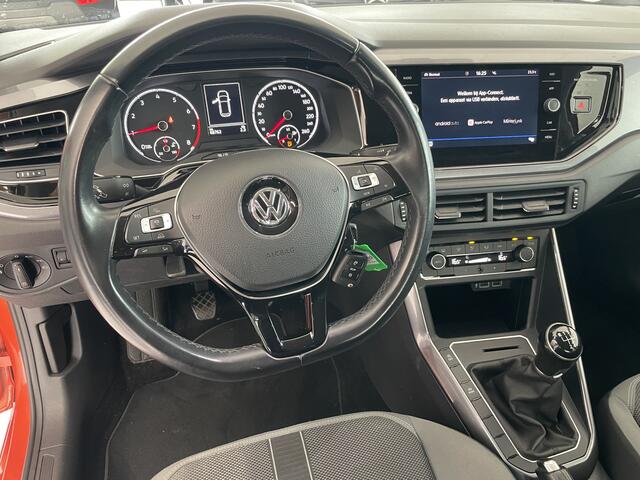 Volkswagen POLO 1.0 TSI Highline Airco - Cruise control - Mistlampen voor - Multifunctioneel stuurwiel - Leder stuurwiel