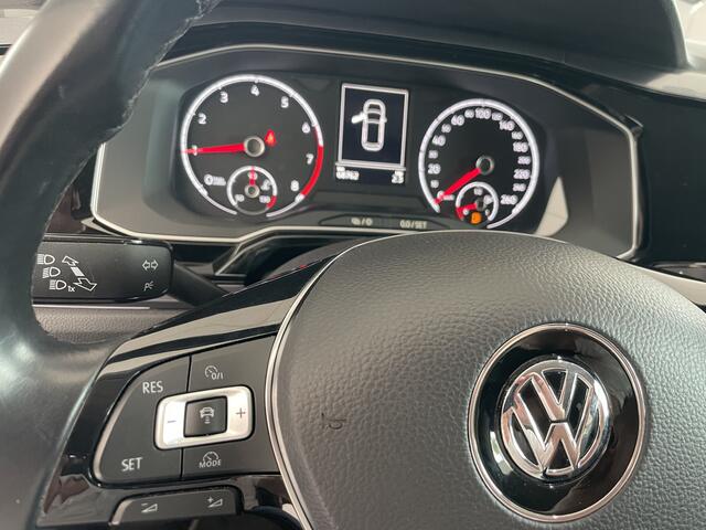Volkswagen POLO 1.0 TSI Highline Airco - Cruise control - Mistlampen voor - Multifunctioneel stuurwiel - Leder stuurwiel