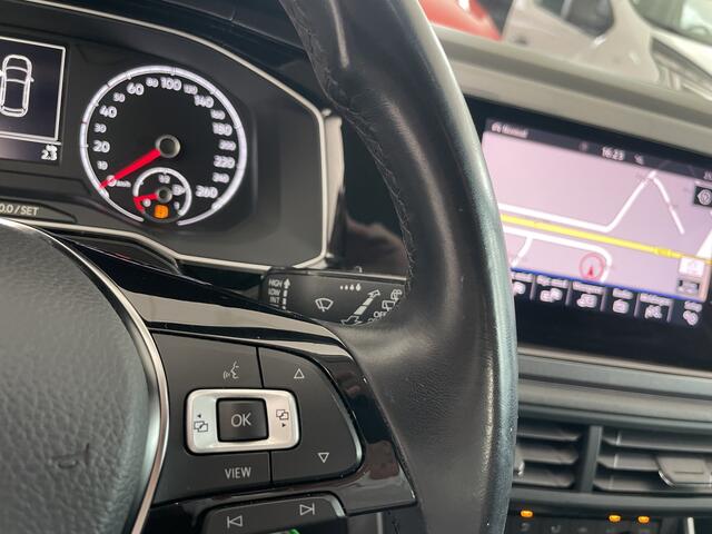 Volkswagen POLO 1.0 TSI Highline Airco - Cruise control - Mistlampen voor - Multifunctioneel stuurwiel - Leder stuurwiel