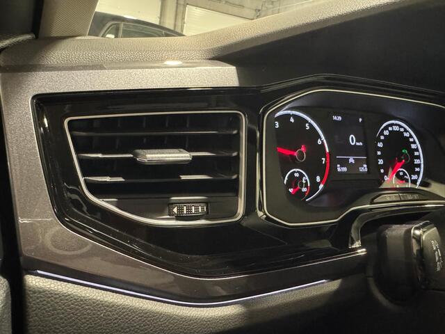 Volkswagen POLO 1.0 TSI Highline | DSG Automaat | LED | Sfeer | Carplay | Camera | Standkachel | Stoelverwarming | Climate | 2 X PDC | Afneembaar Trekhaak | ACC | Stuurbediening | Dealer Onderhouden | Garantie