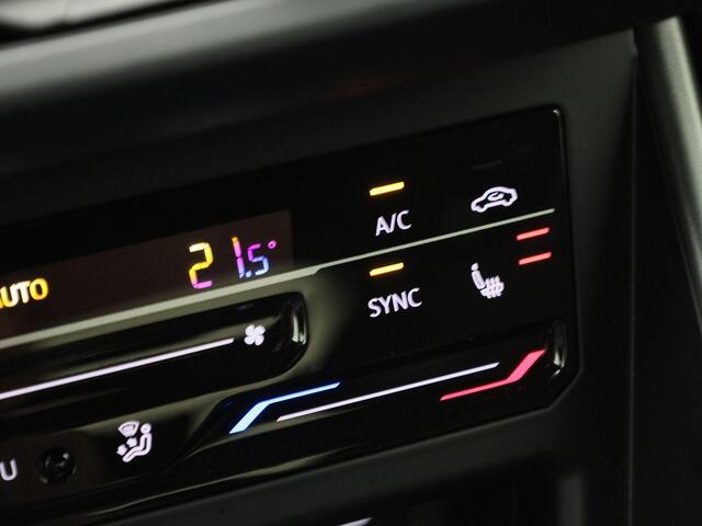 Volkswagen POLO 1.0TSI/95PK R-Line DSG · Navigatie · App connect · Camera + Parkeersensoren · Garantie tot juli 2026