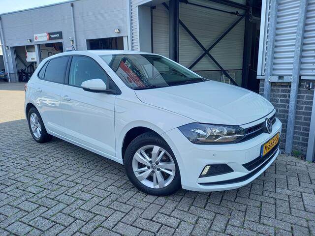 Volkswagen POLO 1.0 TSI Comfortline Business - PDC VOOR & ACHTER - STOELVERWARM - AIRCO - CRUISE -