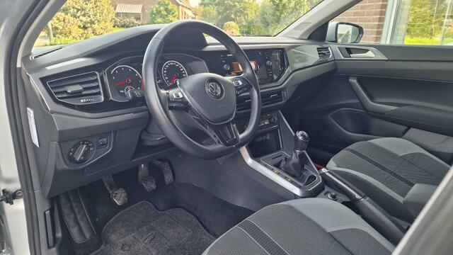 Volkswagen POLO 1.0 TSI Highline, Climate control, Sportonderstel, NL Auto!