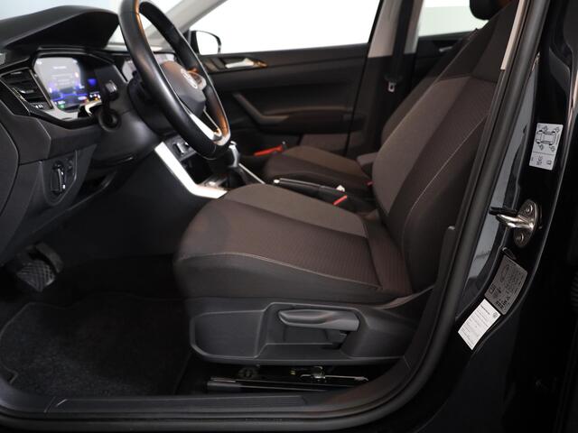 Volkswagen POLO 1.0 TSI Life 95 pk Automaat (DSG) | Verlengde garantie | Navigatie | Parkeersensoren | Achteruitrijcamera | Adaptieve cruise control | Stoelverwarming |