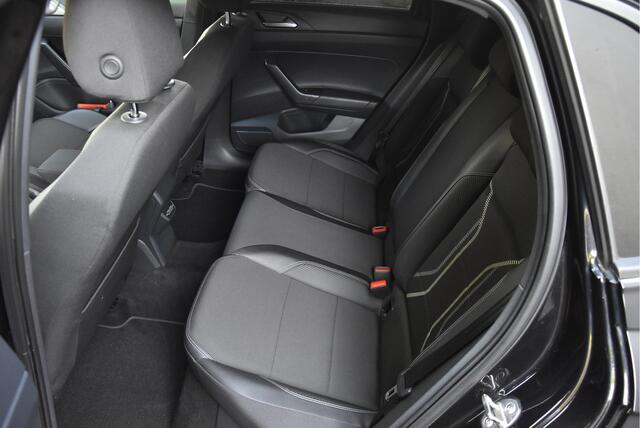 Volkswagen POLO 1.0 TSI Highline R-Line virtueel cockpit Pano LED NAP 1e eigenaar