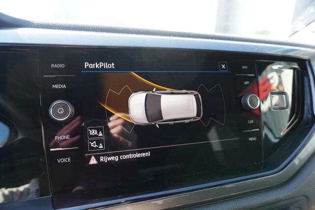 Volkswagen POLO 1.0 TSI Highline | ECC | ADAPT. CRUISE | CARPLAY / NAVI | PDC V+A |
