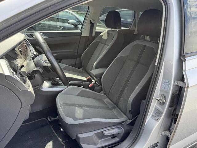 Volkswagen POLO 1.0 TSI DSG Highline Business R | Camera | DAB | Carplay | Lichtmetalen Velgen | Climate Control |