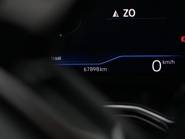 Volkswagen POLO 1.0 TSI 110 pk Highline | Panoramadak | Leder/stof | Achteruitrijcamera | Navigatie | Stoelverwarming