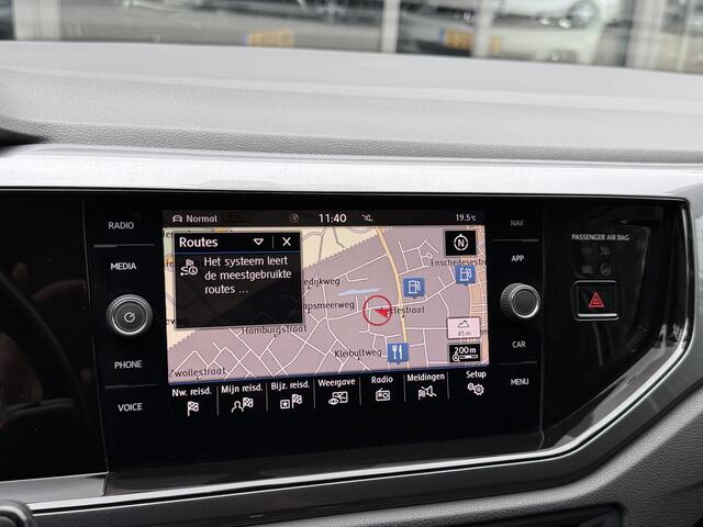 Volkswagen POLO 1.0 TSI *!* R-LINE *!* NAVI/ RADAR/ CARPLAY/ 18 INCH *!*