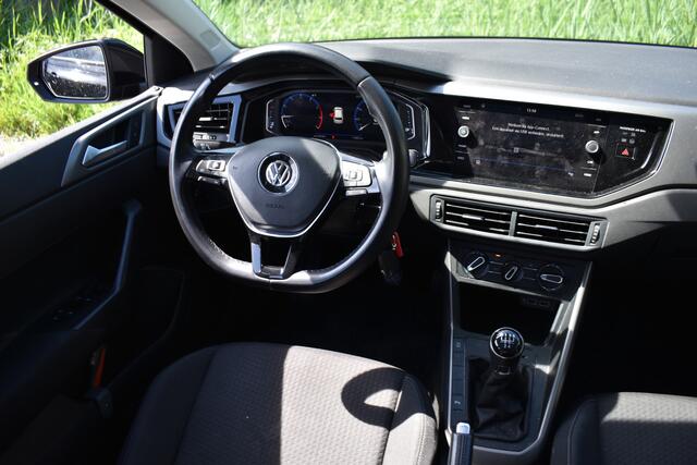 Volkswagen POLO I COMFORTLINE BUSINESS VIRTUAL/NAVI/PANORAMADAK