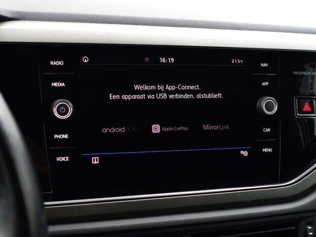 Volkswagen POLO 1.0 TSI R Line Aut- Carplay, Android Auto, Led, Privacy Glass, Navigatie, Cruise