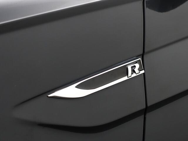 Volkswagen POLO 1.0 TSI R Line+ IQ Xenon Led Matrix, Carplay, Android Auto, Dynamic Select, ACC Cruise, Privacy Glass