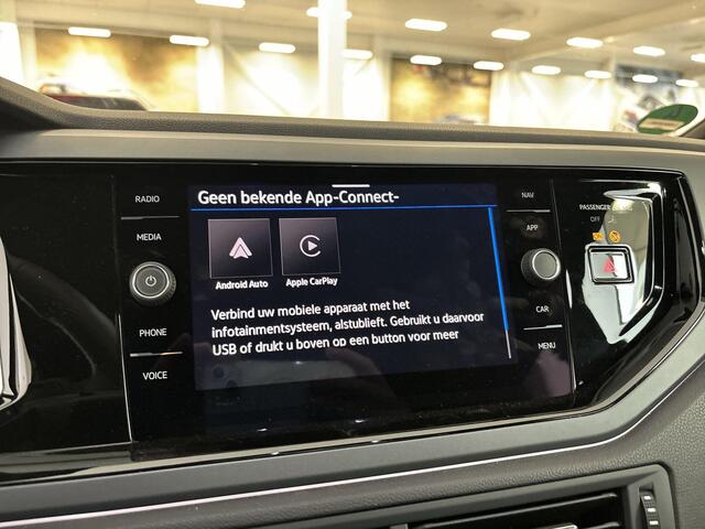 Volkswagen POLO 1.0 TSI 95pk DSG R-Line · Camera · Apple/Android Car Play · P-Sensoren · ACC · Getint Glas · 16'' Inch · Garantie t/m 24-11-2028 of 100.000km