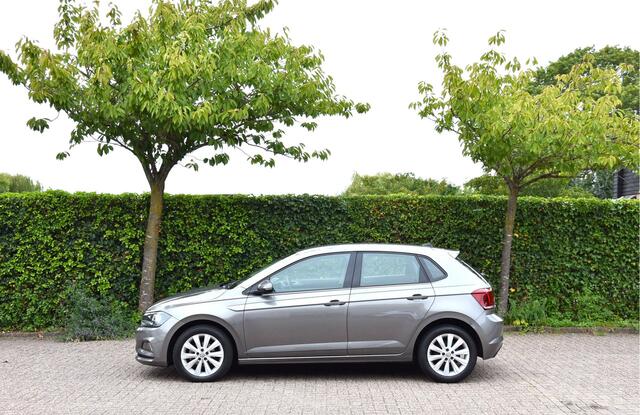 Volkswagen POLO 1.0 TSI DSG Nieuwstaat! PDC ECC stoelverw. Carplay Navi Garantie Comfortline Business