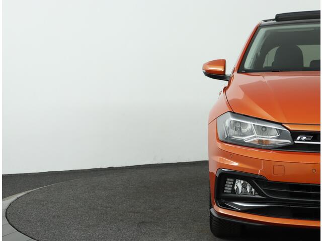 Volkswagen POLO 1.0 TSI Highline | R-line | Panoramadak | Beats Audio | Adapt. Cruise | ISOFIX |