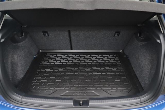 Volkswagen POLO 1.0 TSI Comfortline Business 95PK Navigatie Carplay Android Climate Control Adaptive Cruise 17 inch Pretoria Zwarte Velgen Parkeersensor