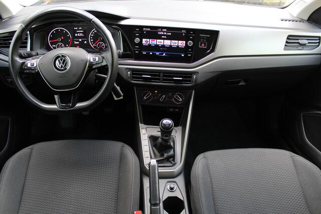 Volkswagen POLO 1.0 TSI Comfortline | Incl. 12 maanden Garantie | Airco | Adaptive cruise controle | Draadloze telefoonlader | Navigatie | DAB | Apple CarPlay/Android Auto | Origineel NL Auto | NAP |