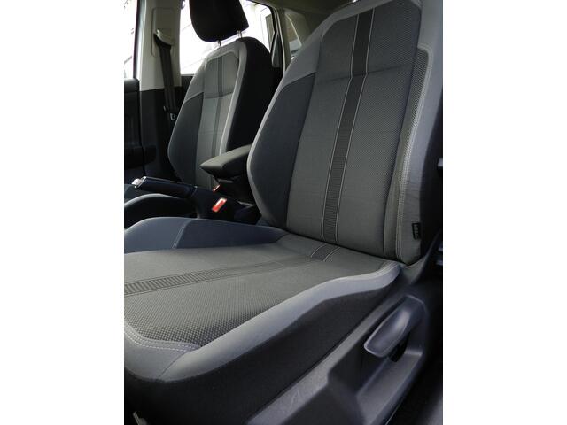 Volkswagen POLO 1.0 TSI Highline Digitale Cockpit - R-Line - Apple Carplay - Adapt.Cruise - NAP - 100% Onderhouden - FULL LED