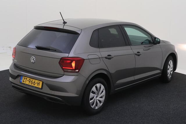 Volkswagen POLO 1.0 MPI Comfortline Color Connectivity Camera / App-connect / Cruise control / Airconditioning / Navigatie via app-connect