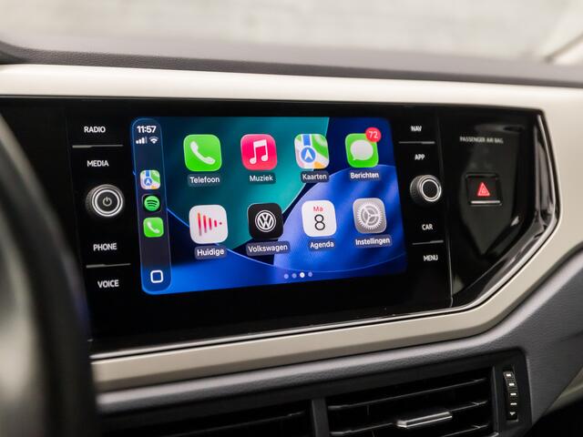 Volkswagen POLO 1.0 Sportline (VIRTUAL COCKPIT, APPLE CARPLAY, GROOT NAVI, ADAPTIVE CRUISE, CAMERA, SPORTSTOELEN, LM VELGEN, ELEK PAKKET, NIEUWSTAAT)