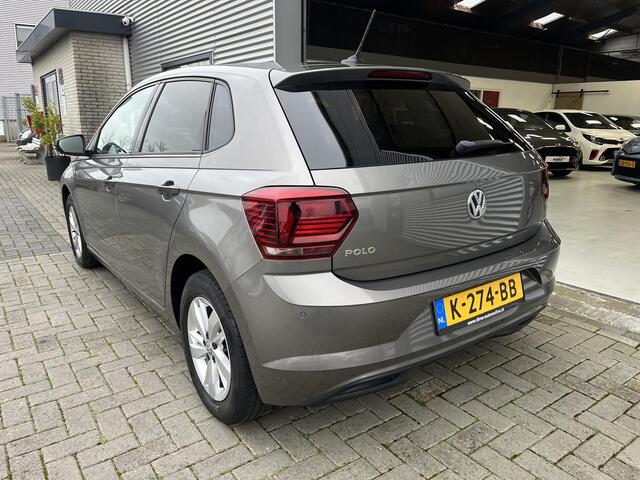 Volkswagen POLO 1.0 TSI Comfortline / Car-Play