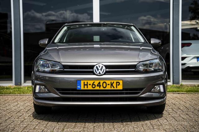 Volkswagen POLO 1.0 TSi 95 pk Comfortline | Parkeersensoren | Navigatie | Full Link