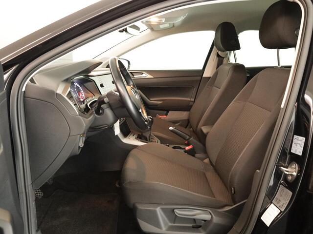 Volkswagen POLO 1.0 TSI R-Line Edition 95 pk | Airco | Trekhaak | Parkeersensoren | Adaptieve cruise control | Licht- en zicht pakket |