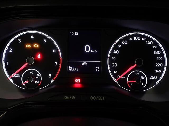 Volkswagen POLO 1.0 TSI R-Line Edition 95 pk | Airco | Trekhaak | Parkeersensoren | Adaptieve cruise control | Licht- en zicht pakket |