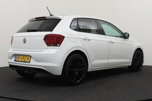 Volkswagen POLO 1.0 TSI 96 PK Black-Style Carplay Navi Adapt.Cruise 17'LMV