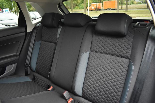 Volkswagen POLO 1.0 TSI Highline Business R