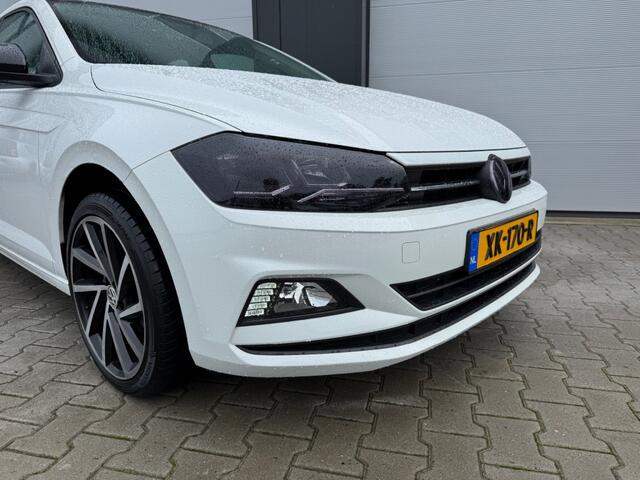 Volkswagen POLO 1.0 Comfortline / Sportief / 17 inch / Cruise / Bluetooth / Historie aanwezig.