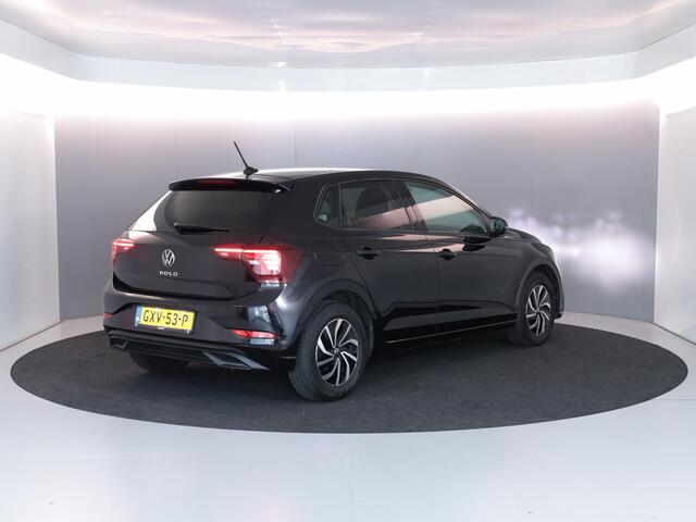 Volkswagen POLO 1.0 TSI Life Edition 95 pk Automaat (DSG) | Verlengde garantie | Navigatie via App | Parkeersensoren | Achteruitrijcamera | Stoelverwarming |