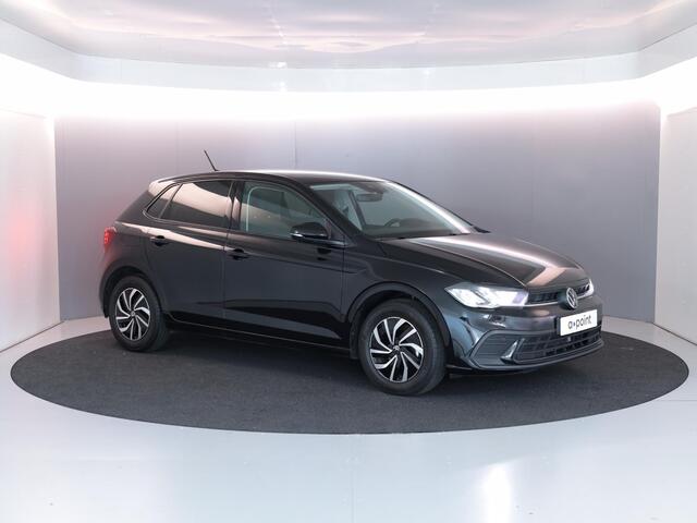 Volkswagen POLO 1.0 TSI Life Edition 95 pk Automaat (DSG) | Verlengde garantie | Navigatie via App | Parkeersensoren | Achteruitrijcamera | Stoelverwarming |