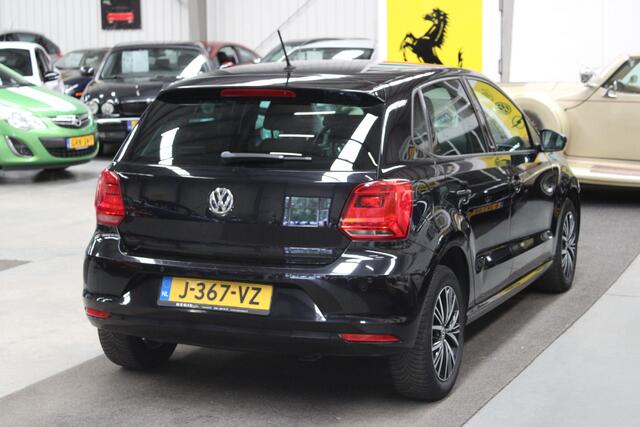 Volkswagen POLO 1.0 Comfortline Connected Series 5 Deurs, Airco, Cruise Control, Stuurbekrachtiging