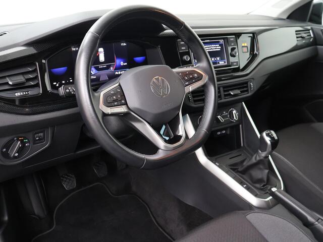 Volkswagen POLO 1.0 TSI Life | 95 PK | LED verlichting | Adaptive cruise control | Parkeersensoren | Apple Carplay/Android Auto |