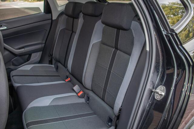 Volkswagen POLO 1.0 TSI DSG Style, Origineel NL, Matrix LED, Carplay, PDC, Adaptive Cruise, DAB+, Climate control.