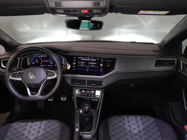 Volkswagen POLO 1.0 TSI R-Line 95PK | Verlengde garantie | 2x R-line | Achteruitrijcamera | Stoelverwarming |