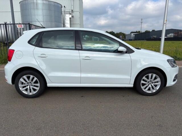 Volkswagen POLO 1.2 TSI Comfortline Business R